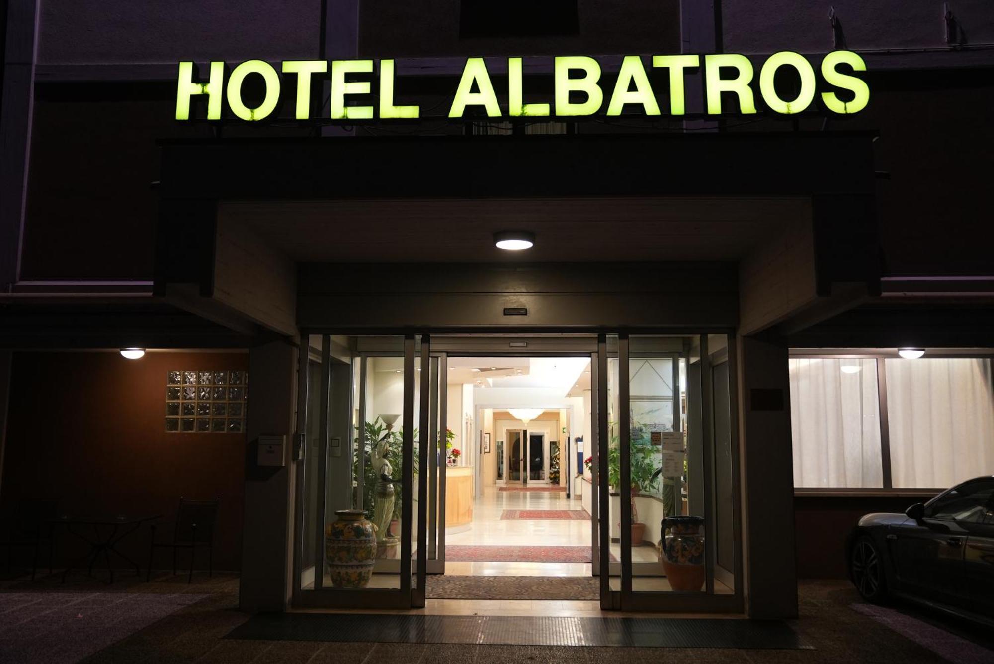 Hotel Albatros Mestre Exteriér fotografie
