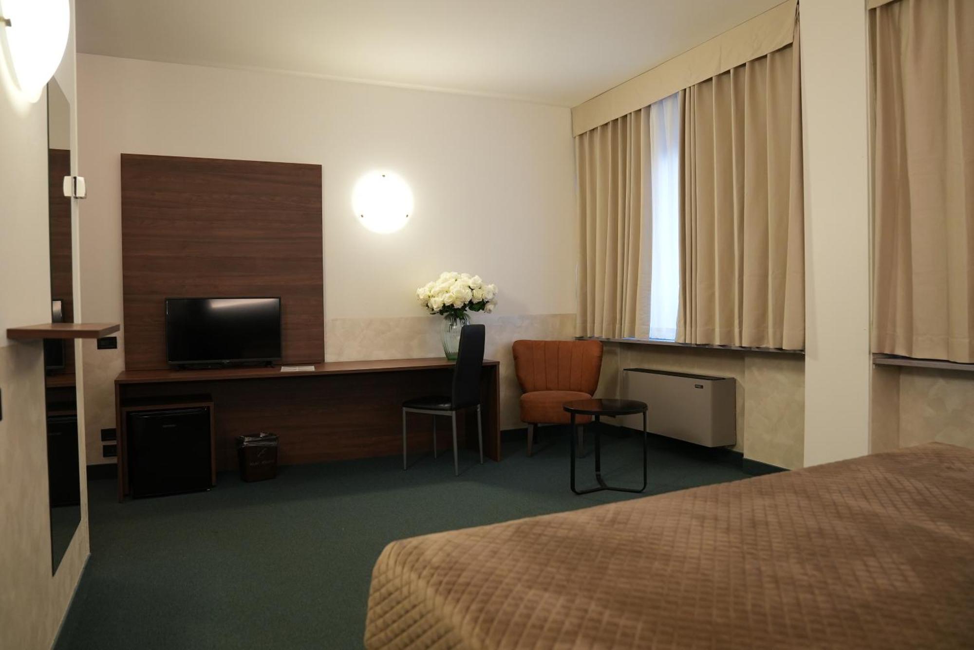 Hotel Albatros Mestre Exteriér fotografie