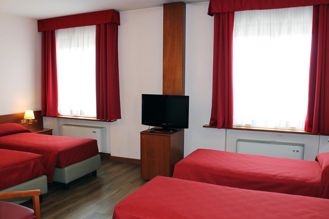 Hotel Albatros Mestre Exteriér fotografie